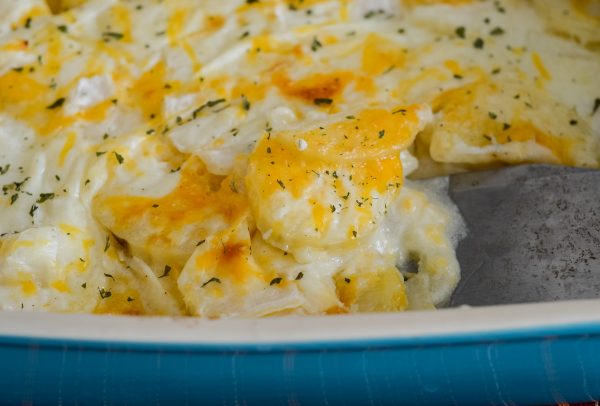 pan of gluten-free scalloped potatoes with cheese