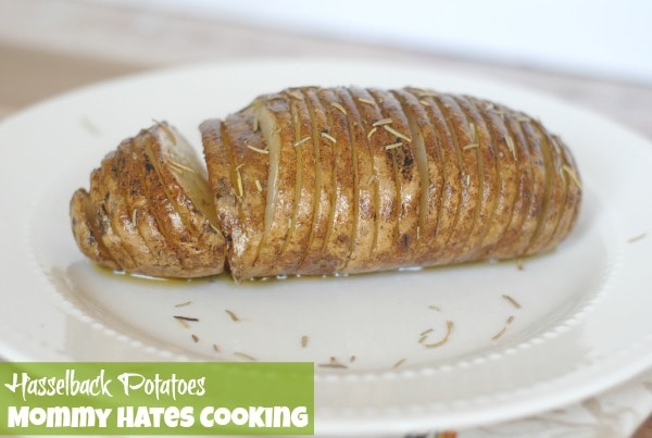 Recipe - Hasselback Potatoes I Mommy Hates Cooking #GardenFresh