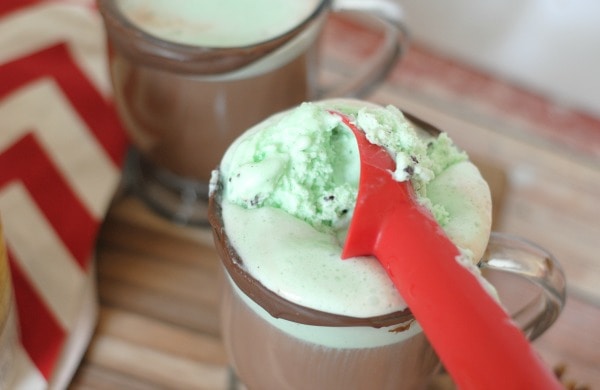 Hot Chocolate Floats I Mommy Hates Cooking #CollectiveBias #Shop
