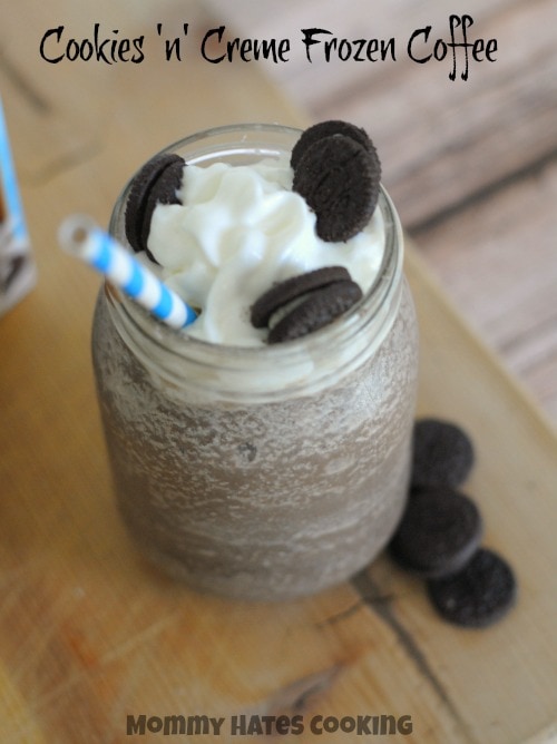 Cookies 'n' Cream Frozen Coffee I Mommy Hates Cooking #sponsored #IcedDelight