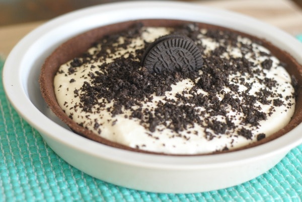 No Bake Chocolate Cookie Pudding Pie I Mommy Hates Cooking #AddCoolWhip #Shop
