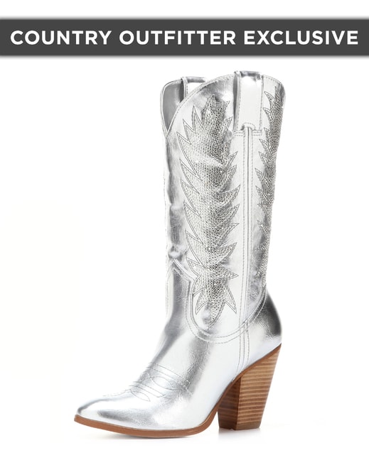 Silver-Boots I Mommy Hates Cooking #CountryOutfitter #Sponsored