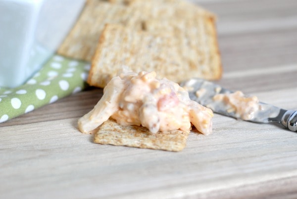 Bacon Cheddar Onion Dip #Proudofit #sponsored #miraclewhip