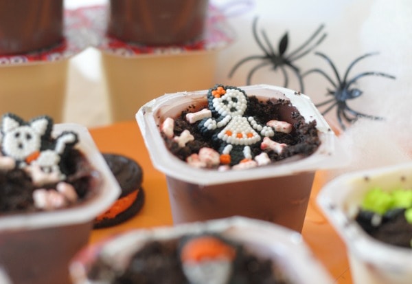 Skeleton Graveyard Pudding Cups I Mommy Hates Cooking #SnackPackMixins #Shop #CollectiveBias