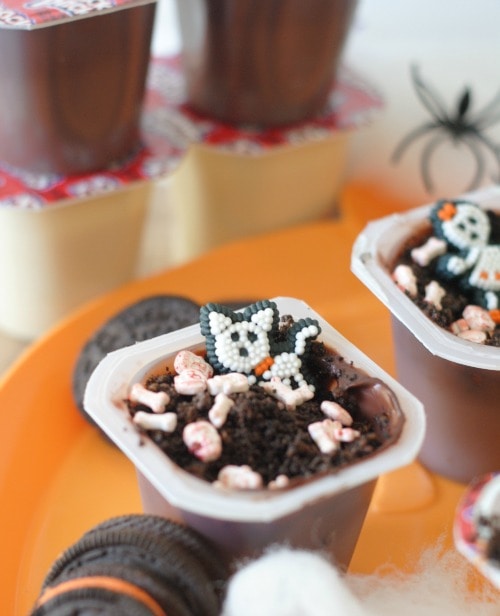 Skeleton Graveyard Pudding Cups I Mommy Hates Cooking #SnackPackMixins #Shop #CollectiveBias