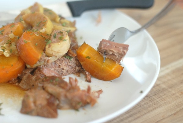 Slow Cooker Steak & Veggies I Mommy Hates Cooking