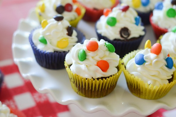 Candy Filled Cupcakes #ShareFunshine #ad 
