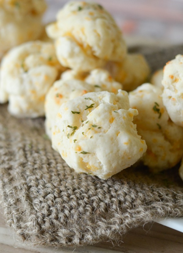 Cheddar Bay Biscuits 