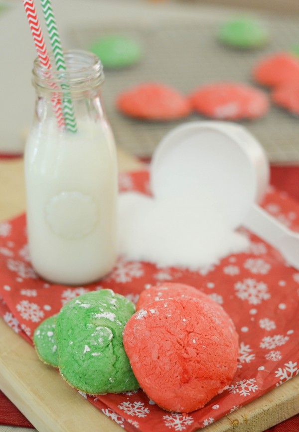 White Chocolate Christmas Cookies - A lower sugar treat by using Splenda with these Christmas Cookies! #SweetSwaps #ad 
