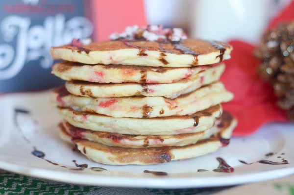 Peppermint Pancakes - A delicious recipe to start off a holiday breakfast or brunch. #DairyPure (ad)