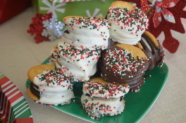 Chocolate Dipped Treats Party & Gift Idea - Chocolate Dipped Party for a holiday treat giving get together! #GiftDeliciously #ad 