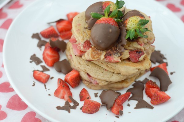 Chocolate Covered Strawberry Pancakes #TruMoo #ad 