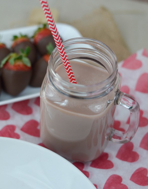 Chocolate Covered Strawberry Pancakes #TruMoo #ad 