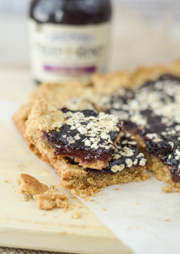 Peanut Butter & Berry Bars #ad 