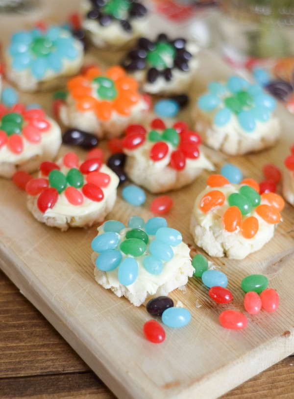 Jelly Bean Flower Cookies & Edible Flowers #CreativeFoodies