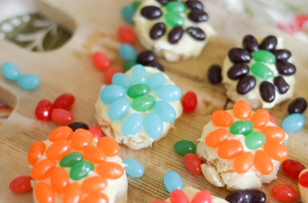 Jelly Bean Flower Cookies & Edible Flowers #CreativeFoodies