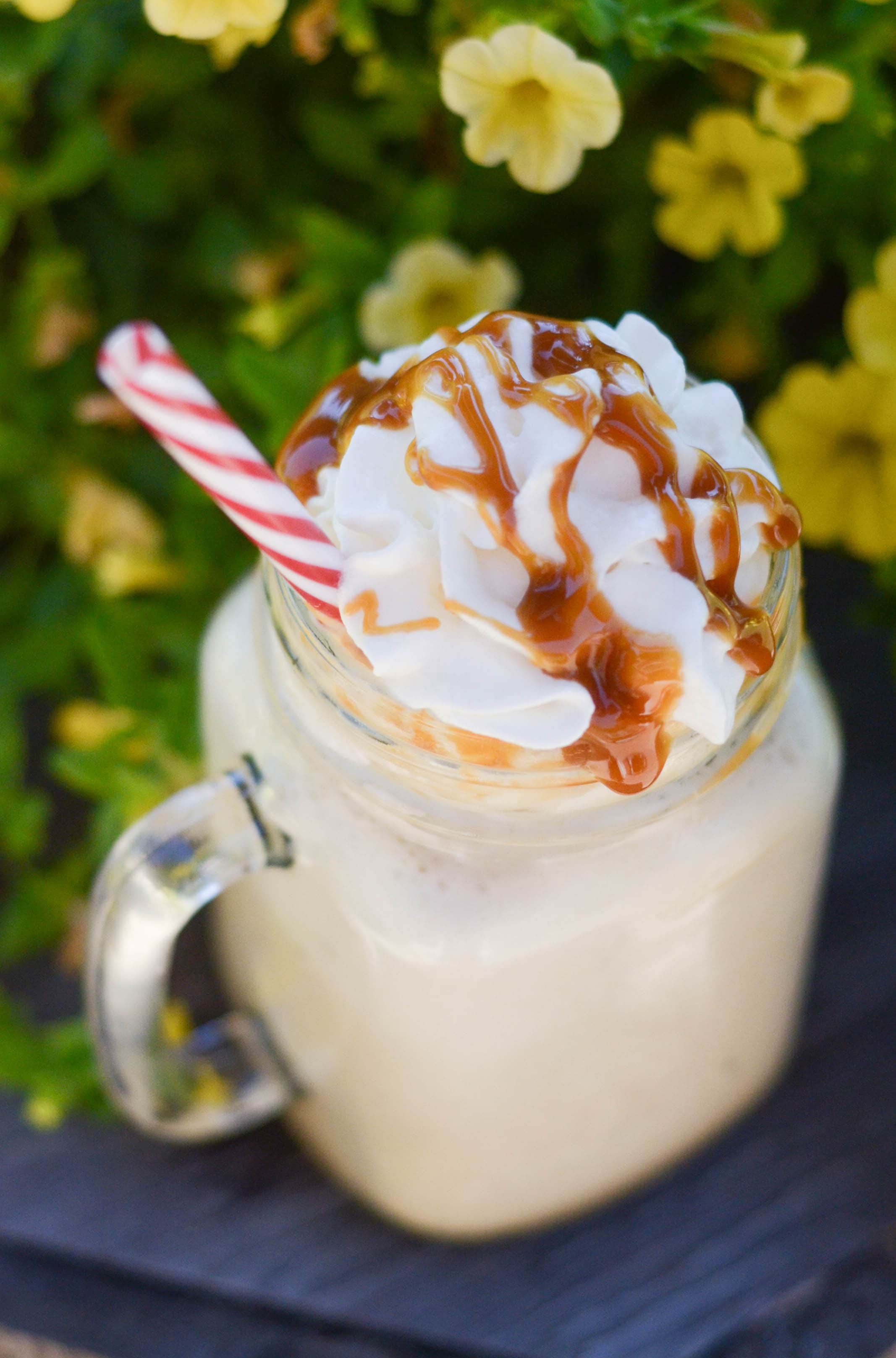 Frozen Caramel Coffee Recipe - Mommy Hates Cooking