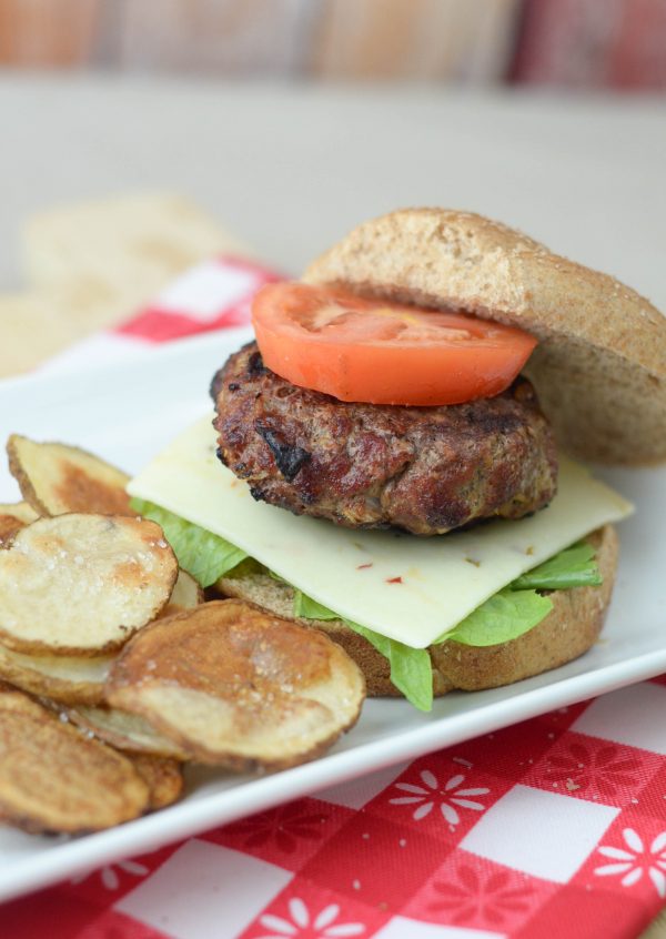Hearty Backyard Burgers #BurgerTour @GiantFoodStore #ad