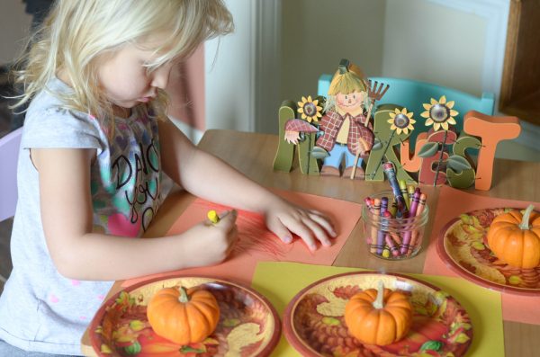 5 Tips for the Kids' Table on Thanksgiving