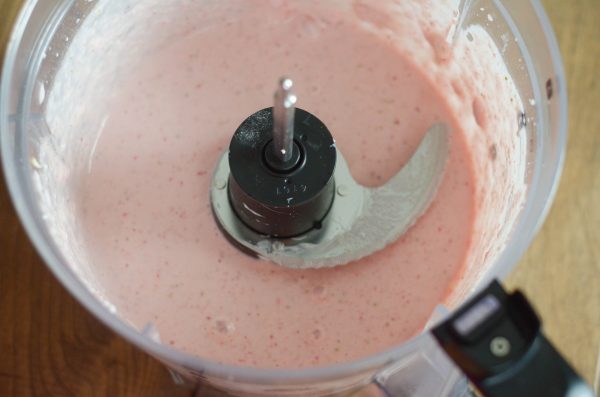 Strawberry Oatmeal Smoothie 