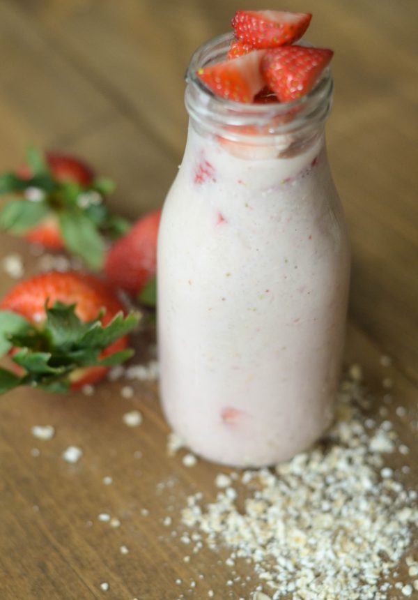 Strawberry Oatmeal Smoothie 