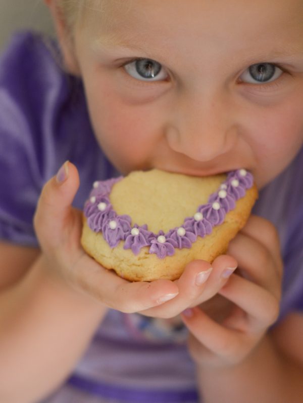 Sofia the First Cookies #DisneyJuniorFRiYAY #ad 