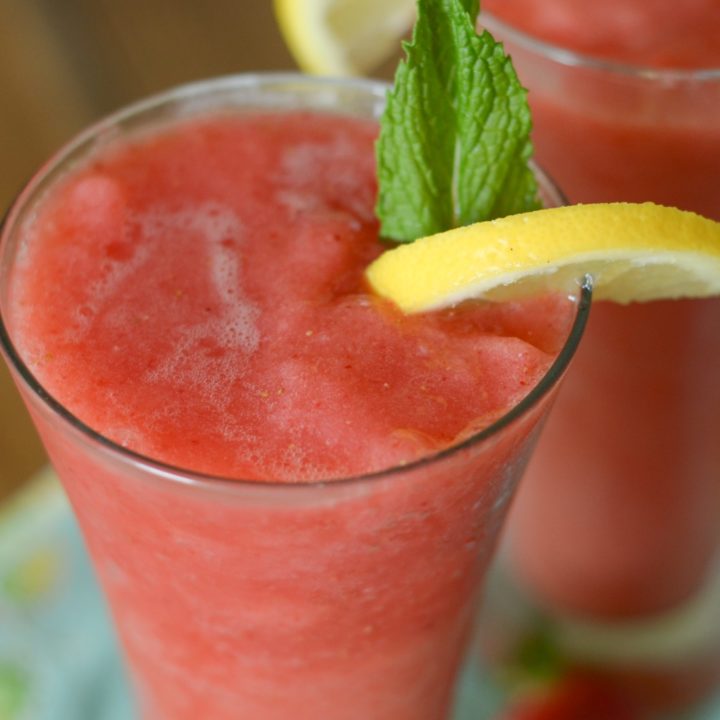 Frozen Strawberry Lemonade Mocktail