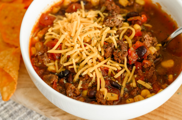 slow cooker beef taco soup