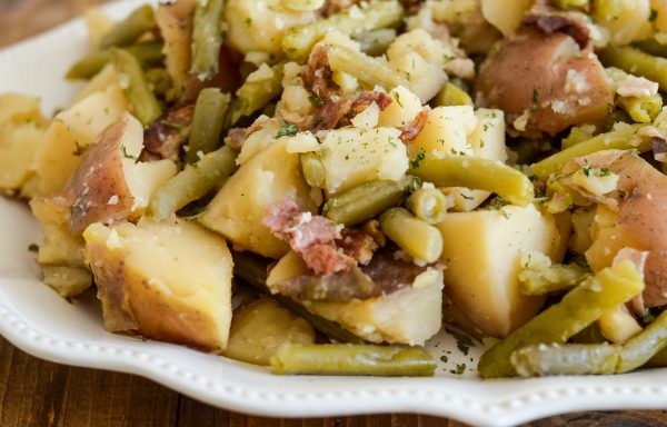 Slow Cooker Green Beans and Potatoes