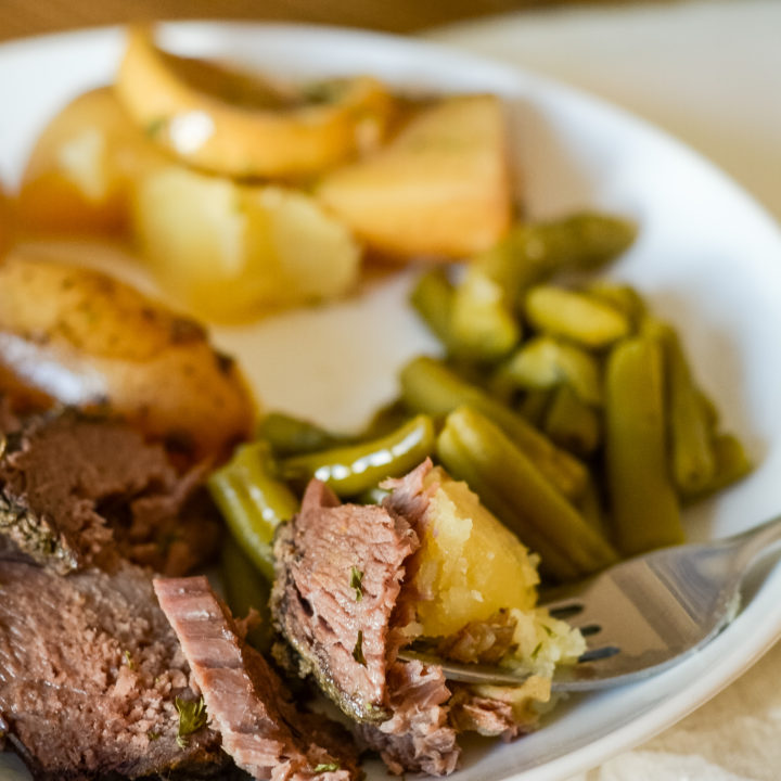 Slow Cooker Rosemary Roast and Potatoes