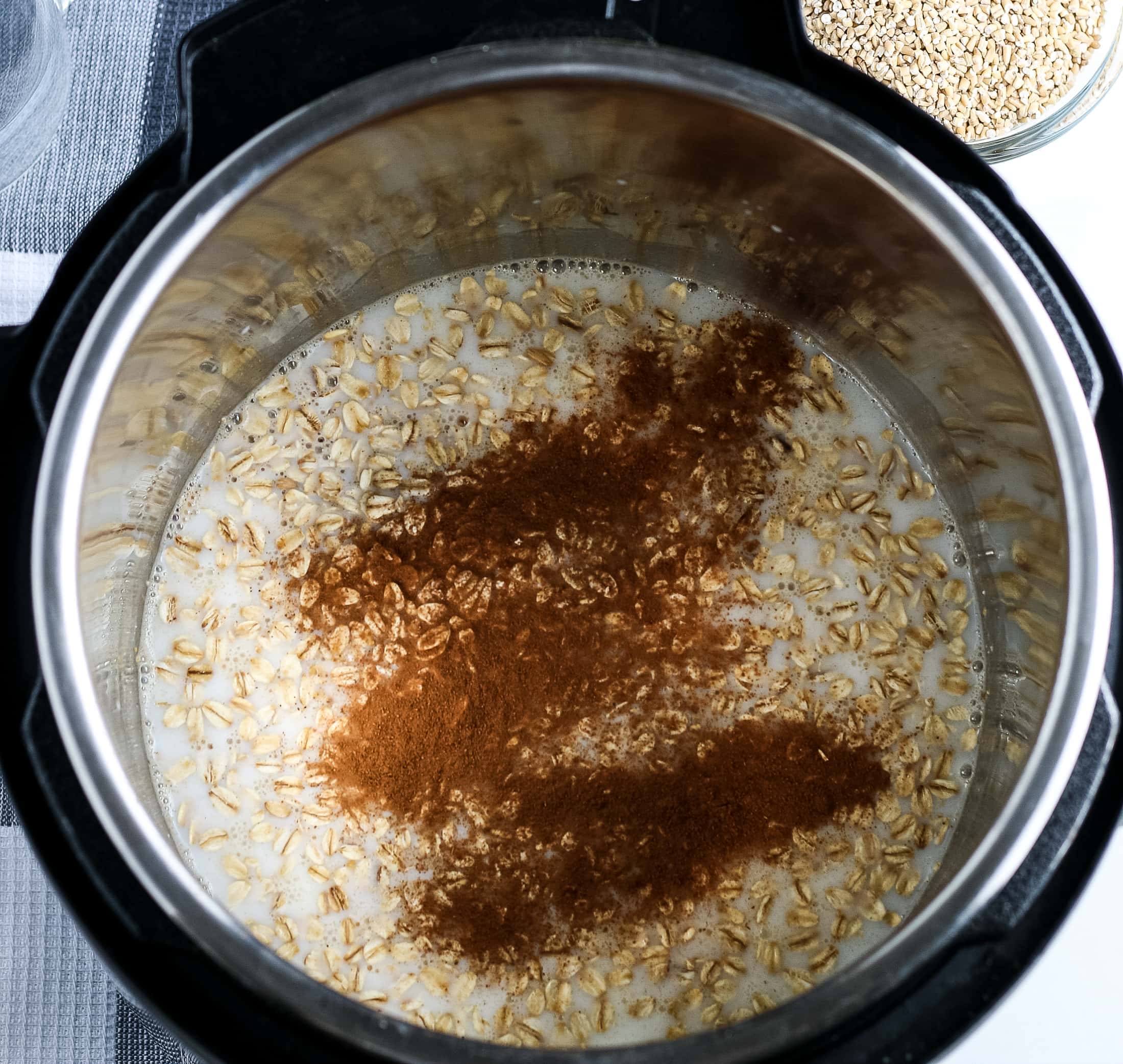 Ninja Foodi Oatmeal (Pressure Cooker Recipe) Mommy Hates Cooking