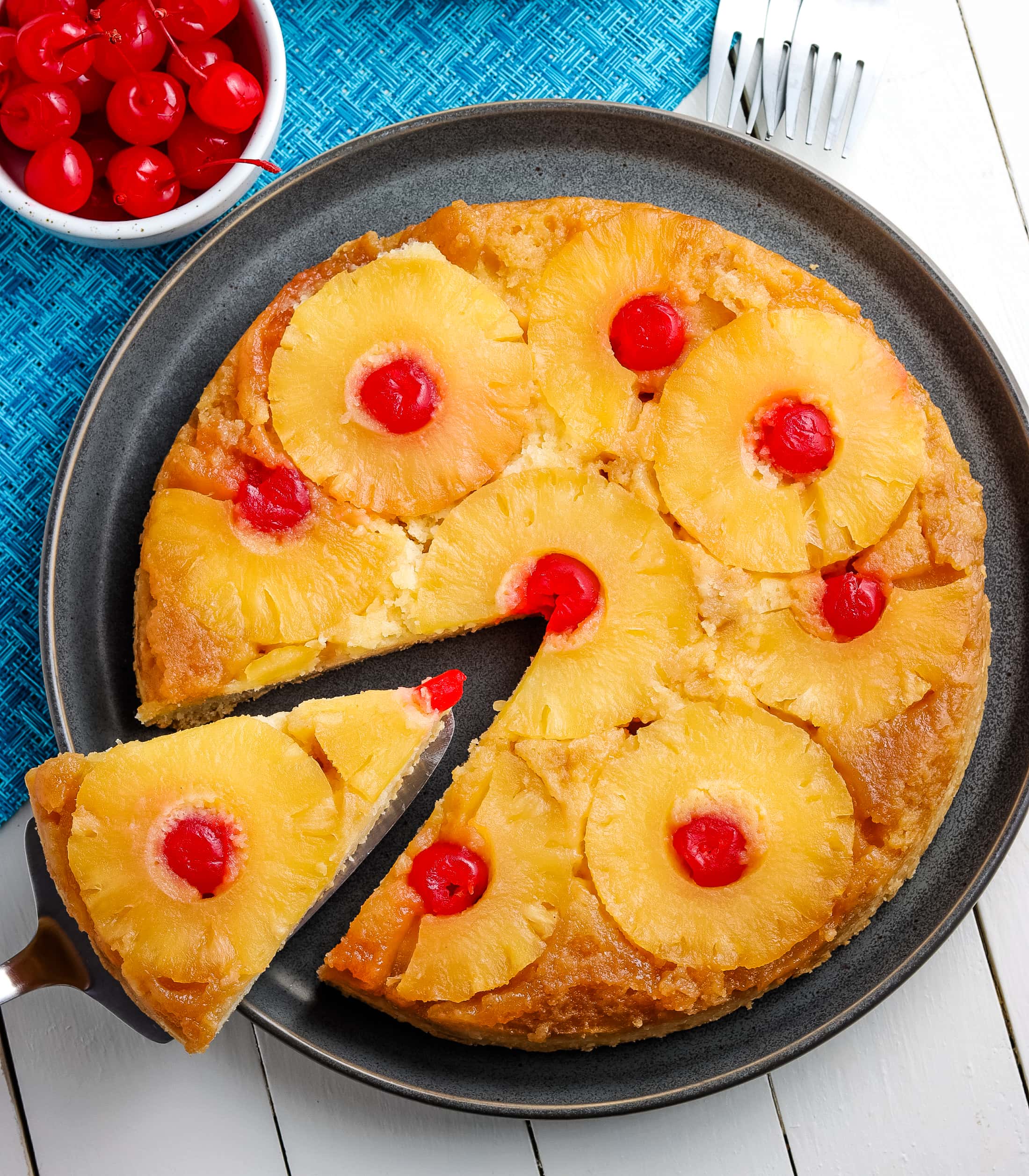 Details 63+ round pineapple upside down cake best - in.daotaonec