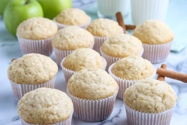 gluten-free apple cinnamon muffins