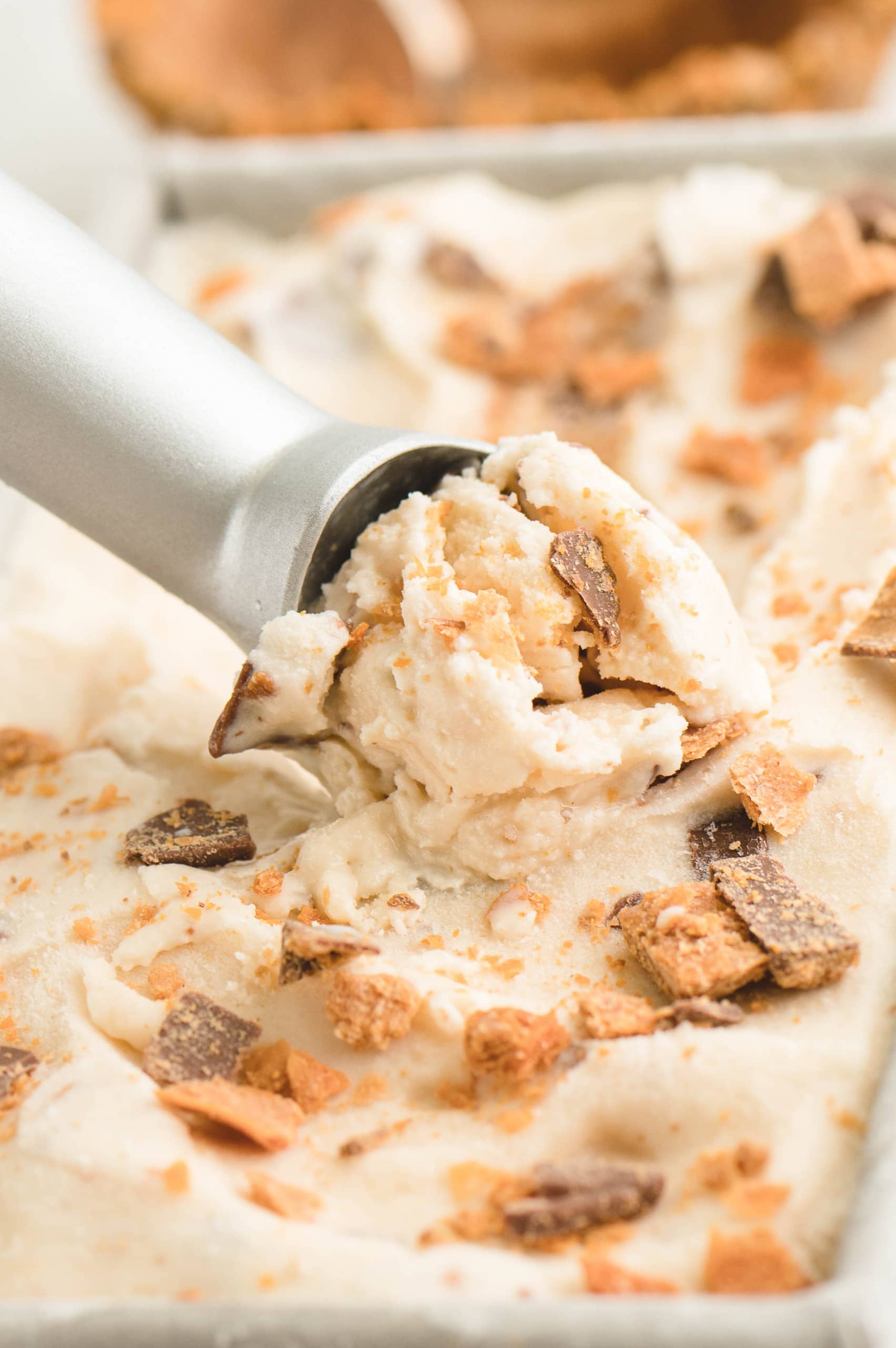 https://www.mommyhatescooking.com/wp-content/uploads/2022/04/Butterfinger-ice-cream-16-scaled.jpg