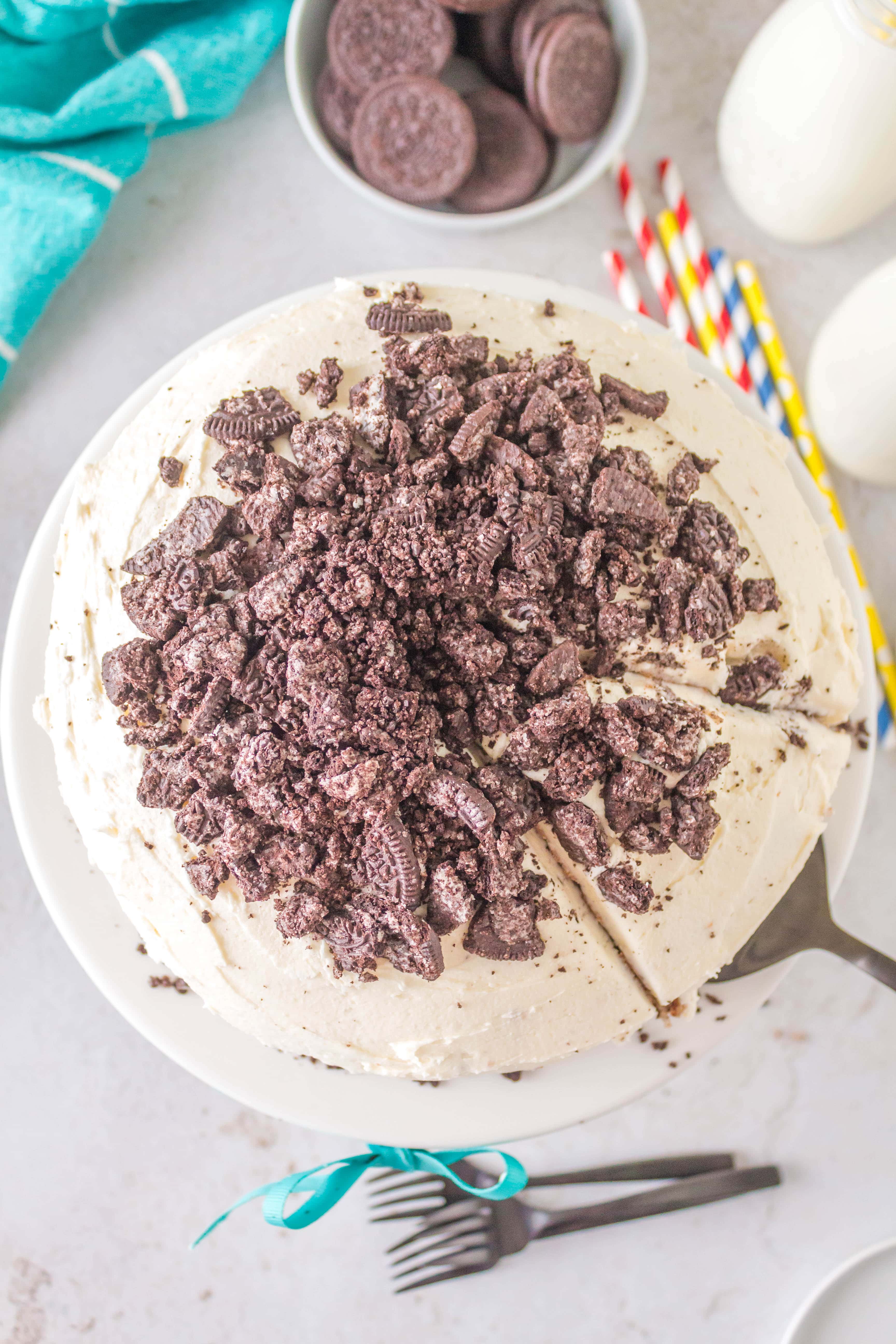 Ninja Foodi Cookies and Cream Cake Mommy Hates Cooking