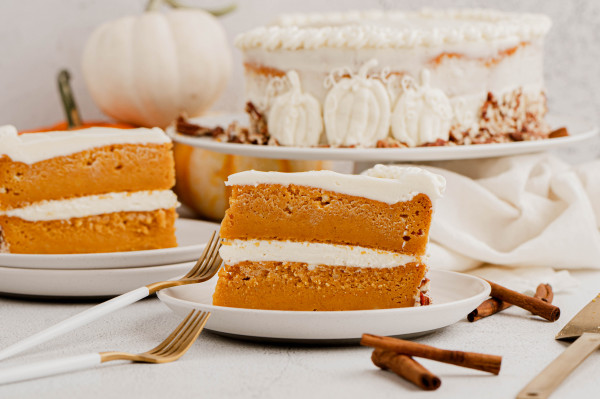 gluten free pumpkin pie cake slices