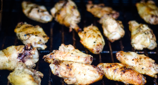 grilled dill pickle chicken wings