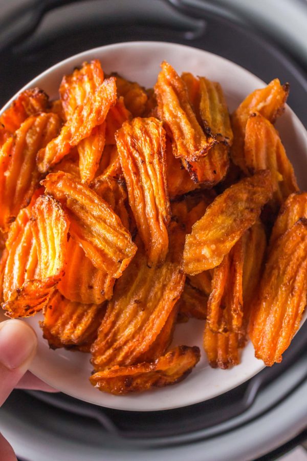 air fryer carrot chips