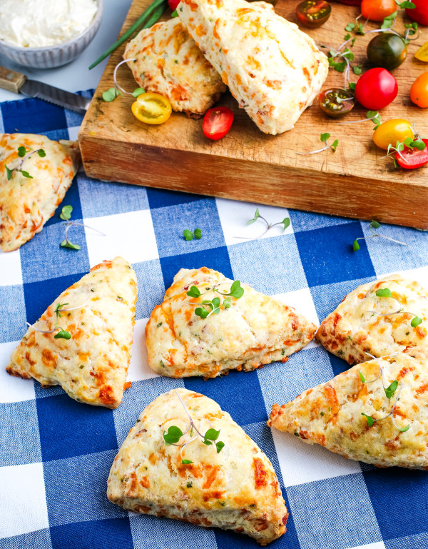 gluten-free bacon cheddar scones