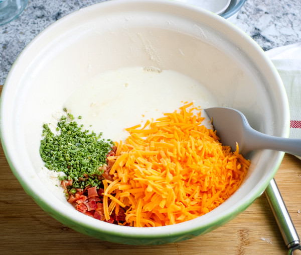 gluten-free bacon cheddar scones