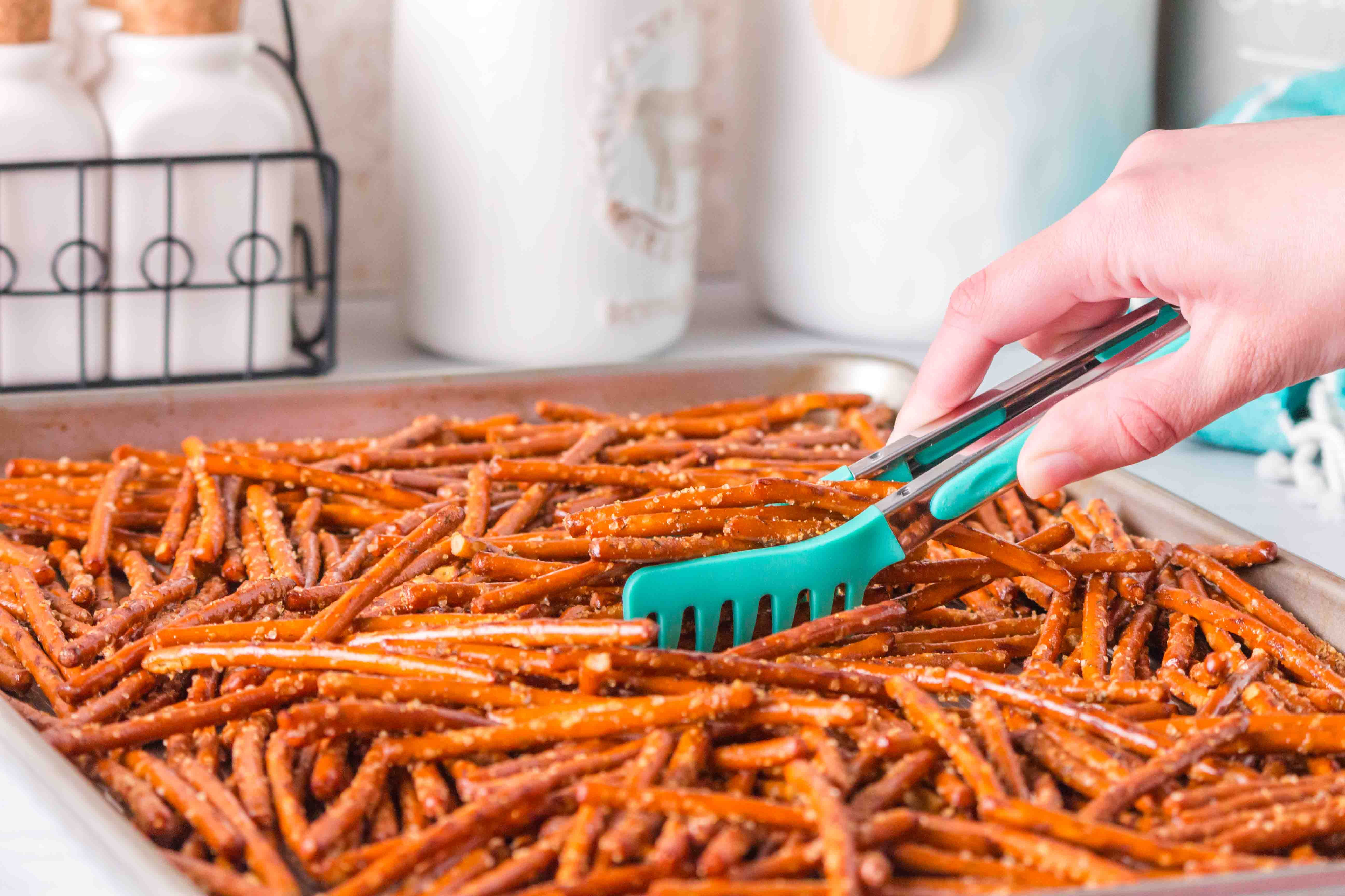 How to Make Seasoned Pretzels Mommy Hates Cooking