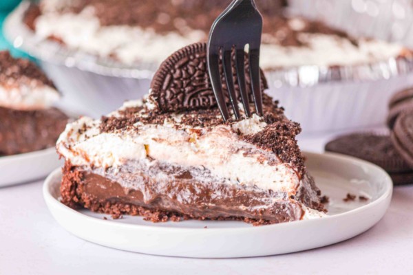 gluten free no bake oreo pudding pie