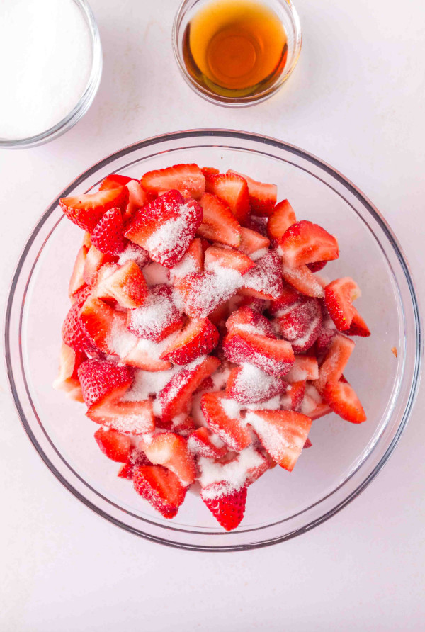 gluten-free strawberry cobbler