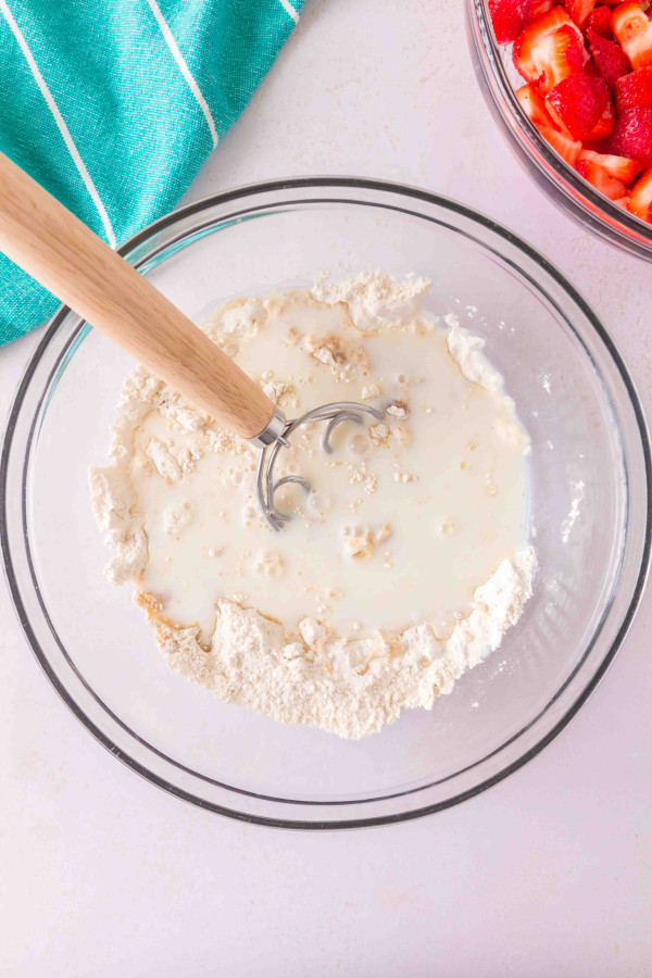 gluten-free strawberry cobbler