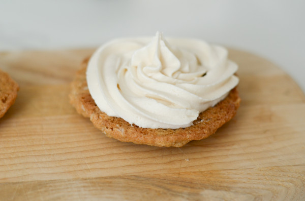gluten free oatmeal cream pies