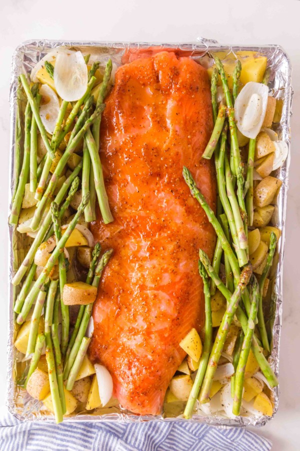 sheet pan gluten-free salmon and vegetables recipe