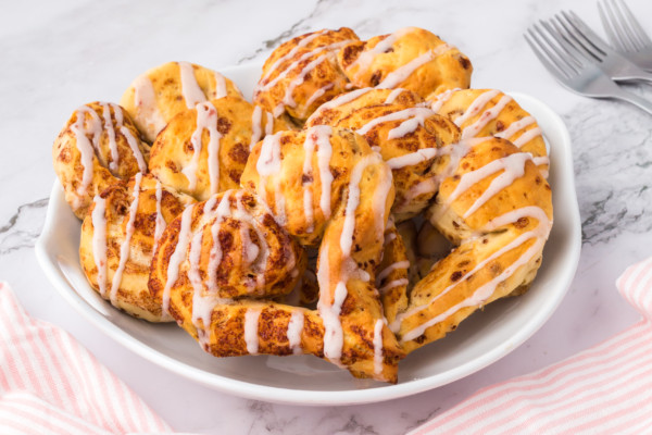 heart shaped cinnamon rolls with refrigerated dough