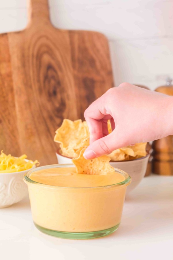 gluten-free cheddar cheese sauce