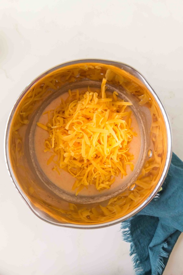 gluten-free cheddar cheese sauce